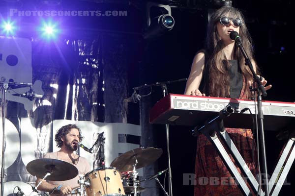 JULIA HOLTER - 2016-08-14 - SAINT MALO - Fort de St Pere - 